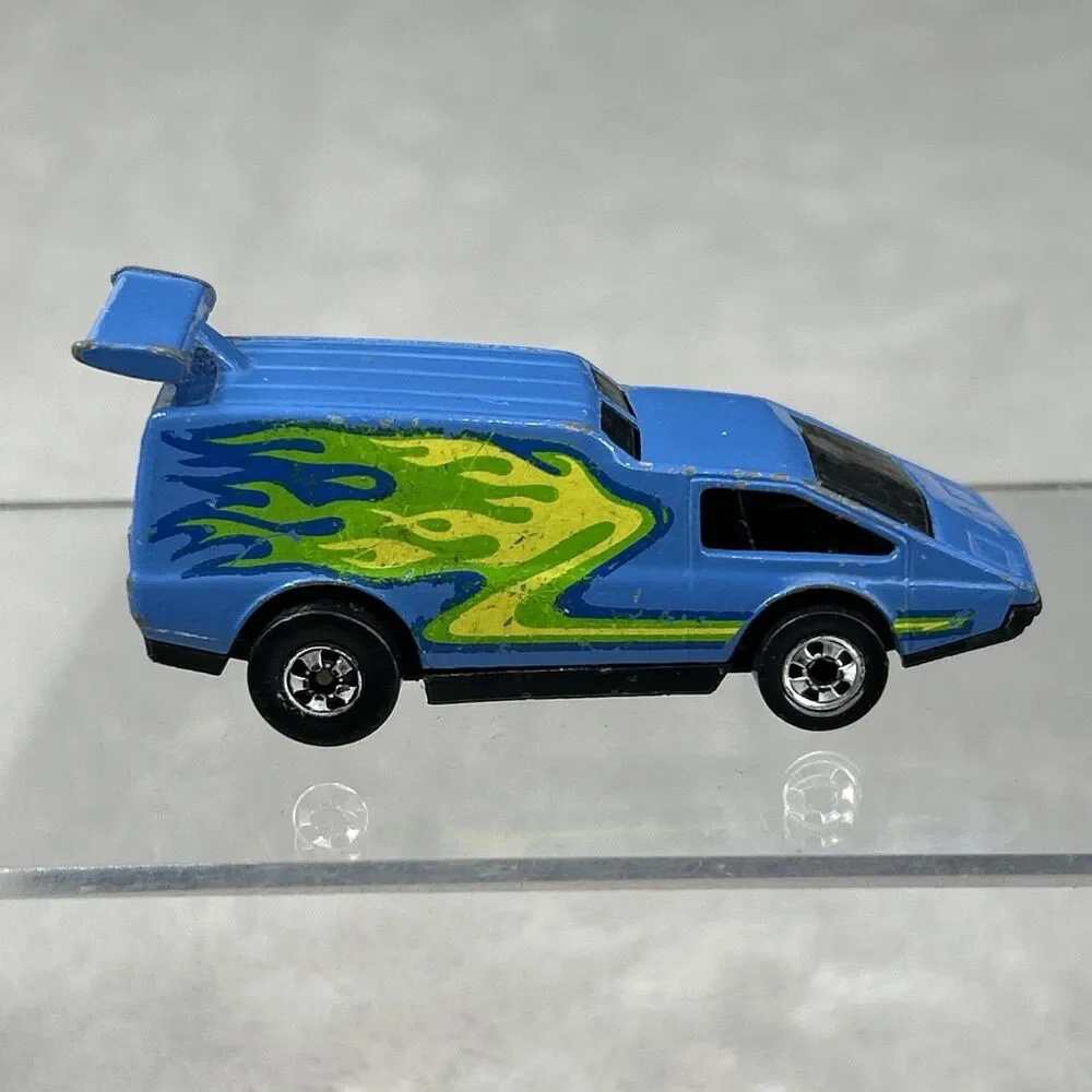 Vintage Hot Wheels Speed Machines Spoiler Sport Blue Black Base BW Malaysia 1983